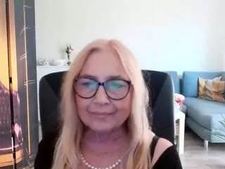 sofiadream on CamSoda 