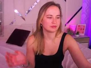 Offline sofiebloom on CamSoda