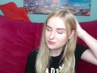 Freechat sofysoft on CamSoda