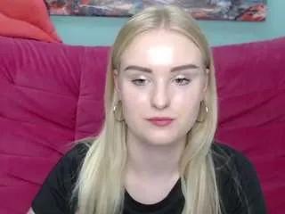 Freechat sofysoft on CamSoda