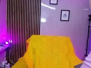 Offline sophia-stuart on CamSoda