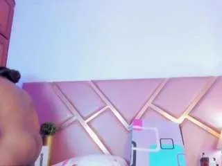 Offline sophiiesinclair on CamSoda