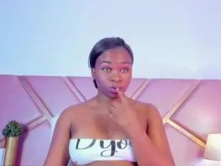 Offline sophiiesinclair on CamSoda