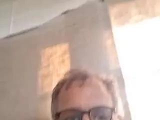 Offline soringer007 on CamSoda