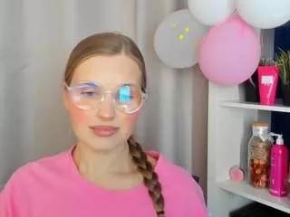 stacycruzen on CamSoda 