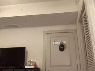 stassiethatsororitygirl on CamSoda 