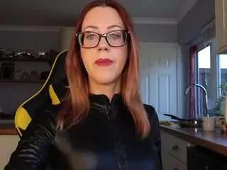 Freechat stripmequick on CamSoda