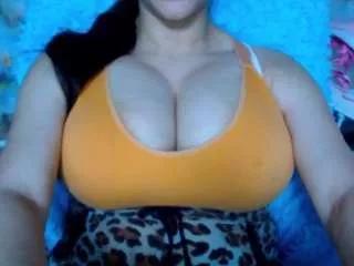 suecute on CamSoda 
