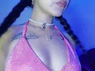 sugarbutts on CamSoda 