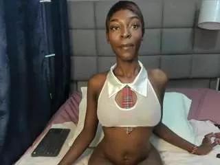 suhailasuu on CamSoda 