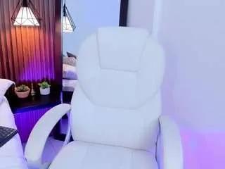 Offline susie-evilvodevil18 on CamSoda