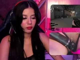 sweetiecloe on CamSoda 