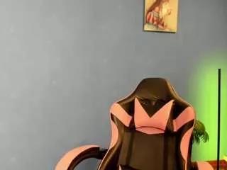 sweetsalma on CamSoda 