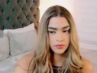 Offline sweettcamila699 on CamSoda