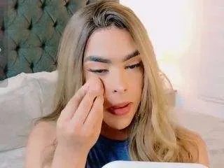 Offline sweettcamila699 on CamSoda