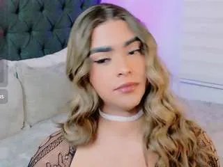 Offline sweettcamila699 on CamSoda