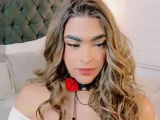 Offline sweettcamila699 on CamSoda