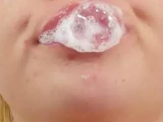 swinger-house on CamSoda 