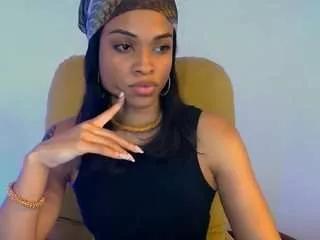 tiaramace on CamSoda 