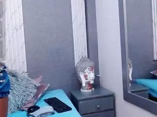 tiffany-jhas on CamSoda 