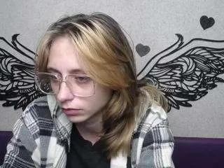 Freechat tracyleett on CamSoda