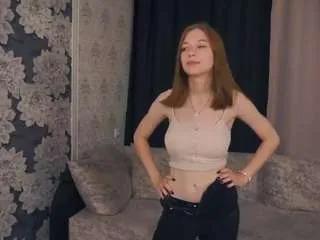 Freechat trinafirlit on CamSoda