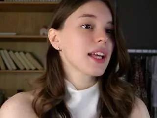 Freechat udelecorson on CamSoda