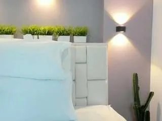 Freechat valeeriagarcia on CamSoda