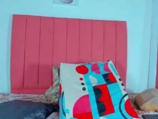 valenrose0 on CamSoda 