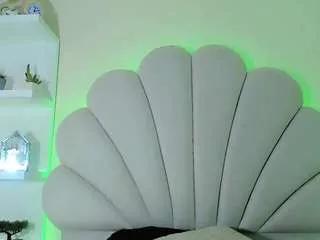 Freechat valentinamarinn on CamSoda