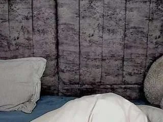 Offline valeriaandreaxxx on CamSoda