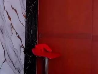 vennus-gir on CamSoda 