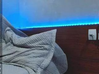 Offline vicki-tuckers on CamSoda