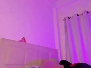 victoriavx on CamSoda 