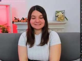 Freechat violashy on CamSoda