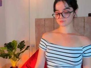 violet-chosk on CamSoda 