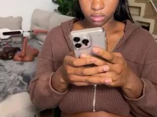 Offline violet6xft on CamSoda