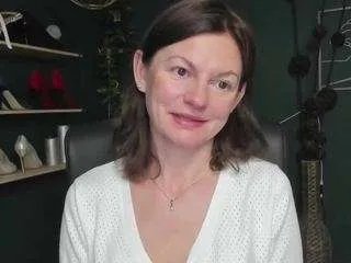 Freechat viviankiss on CamSoda