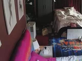 voyeurcam-baileybase-room on CamSoda 