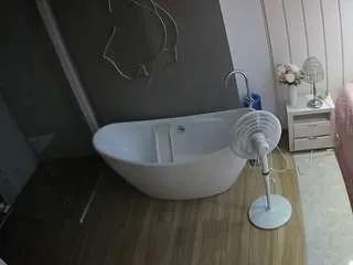 Freechat voyeurcam-casa-salsa-bathroom-5 on CamSoda