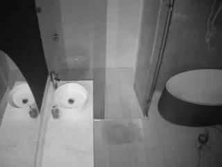 Freechat voyeurcam-casa-salsa-bathroom-6 on CamSoda