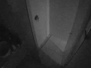 voyeurcam-casa-salsa-bathroom-7 on CamSoda 