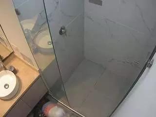 voyeurcam-casa-salsa-bathroom-7 on CamSoda 