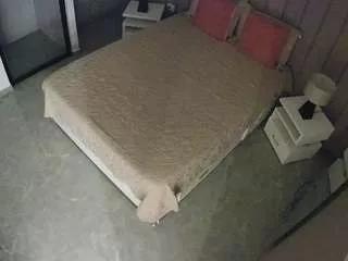 Freechat voyeurcam-casa-salsa-bedroom-7 on CamSoda