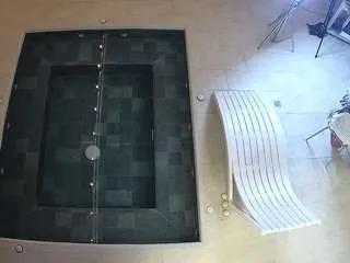 Freechat voyeurcam-casa-salsa-hottub-view on CamSoda