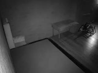voyeurcam-jb-domination-2 on CamSoda 