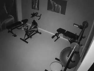 voyeurcam-jb-gym on CamSoda 
