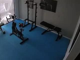 voyeurcam-jb-gym on CamSoda 