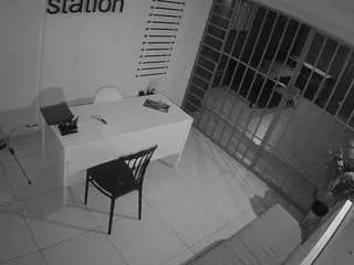 Offline voyeurcam-jb-jail-1 on CamSoda