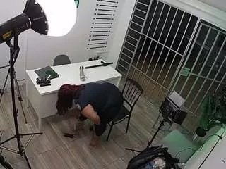 Offline voyeurcam-jb-jail-1 on CamSoda